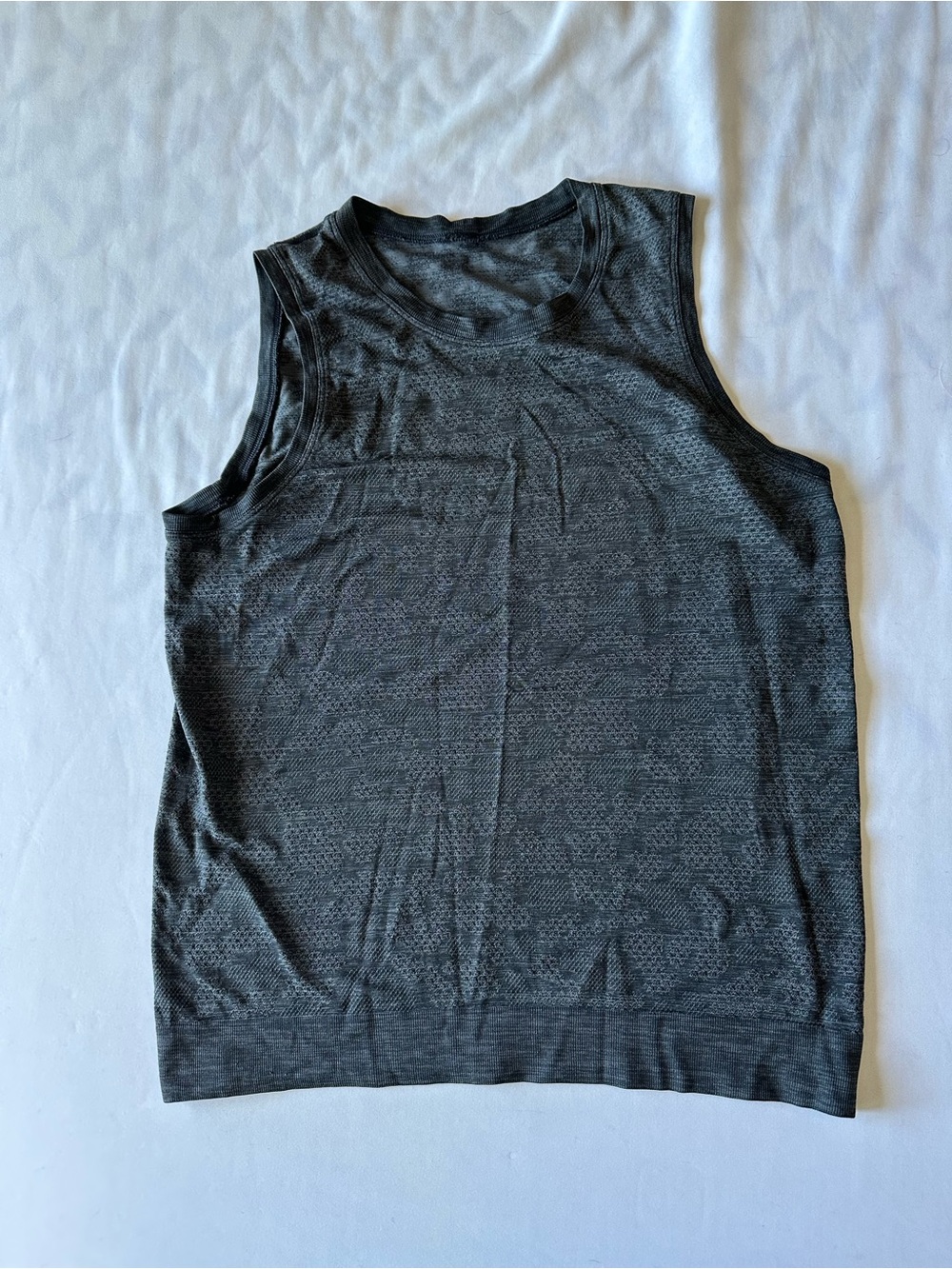 lululemon athletica Women's Charcoal Gray Tank Top